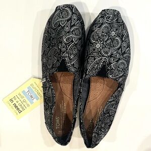 Tom’s Classic Black Silver Paisley shoes